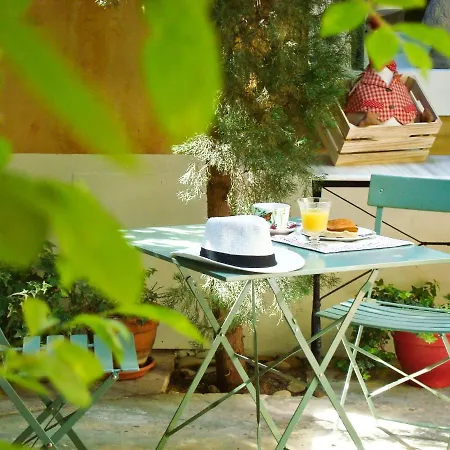 Au Soleil Guest house Marsillargues
